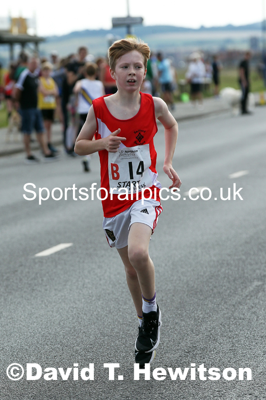 Boys under-13s 2021 Northern 6 and 4 Stage and Young Athletes Road Relays, Redcar. Photo: David T. Hewitson/Sports for All Pics